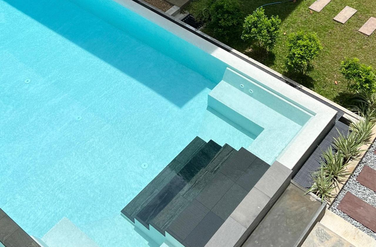 Lum Residence Ахангама Екстериор снимка